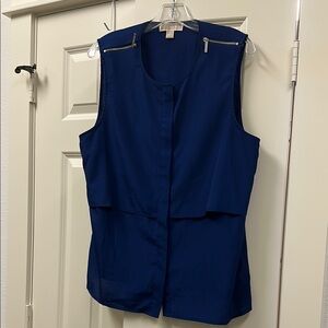 MICHAEL Michael Kors Women’s Blue Buttoned Sleeveless Blouse